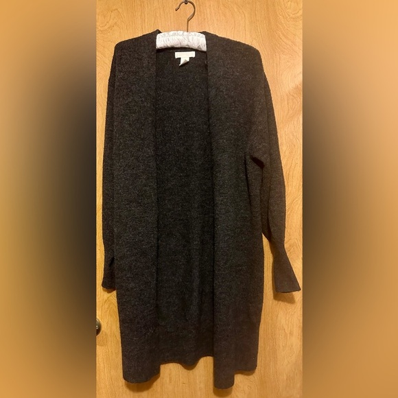 H&M size XS long cardigan sweater - Picture 3 of 8
